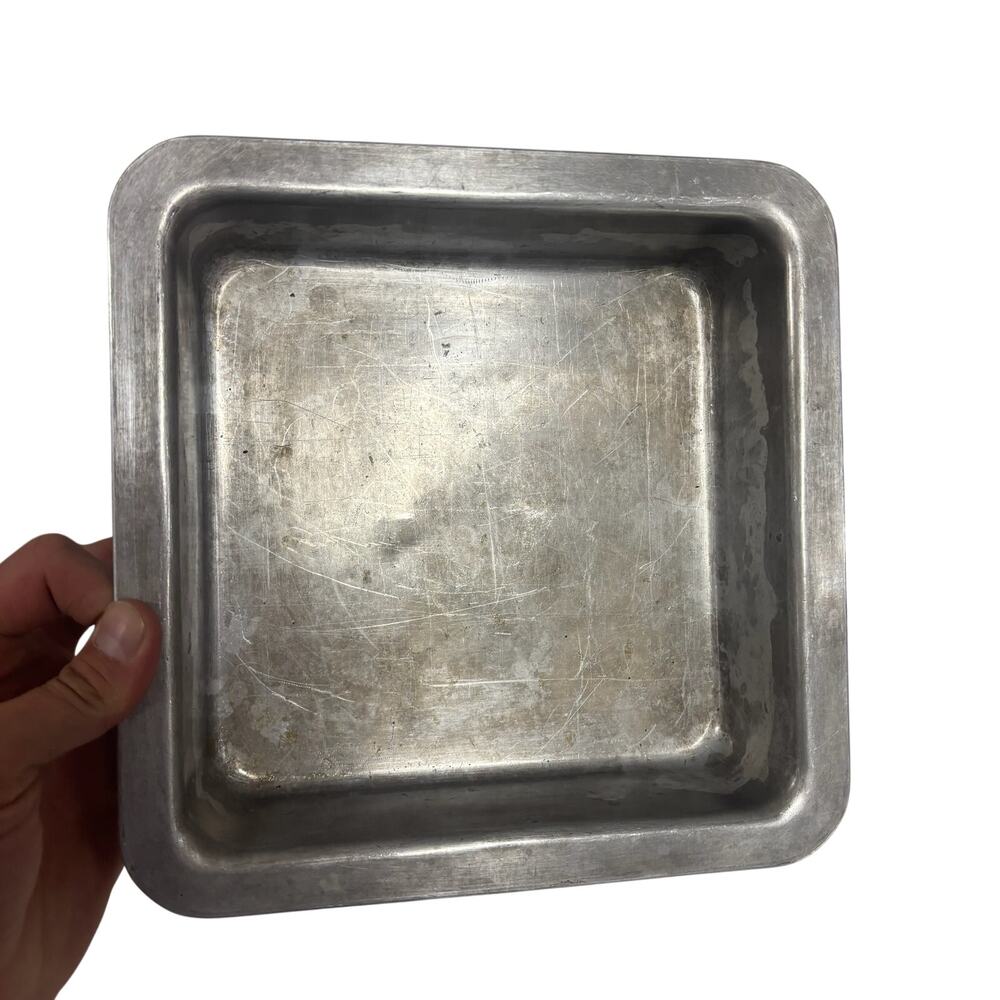 Rema Insulated Air Bake Aluminum Cake Pan - 8 x 8 x 2 1/4 inches